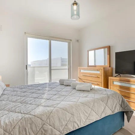 Annitchka Mansions - Penthouse In Malta Apartment