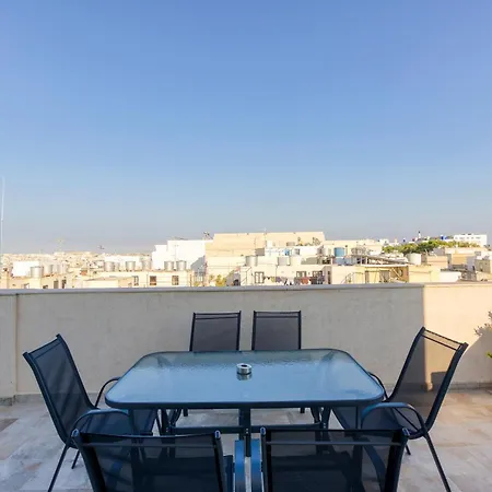 Annitchka Mansions - Pool Penthouse In Malta * Birkirkara