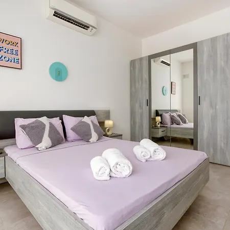 Apartment Annitchka Mansions - Pool Penthouse In Malta