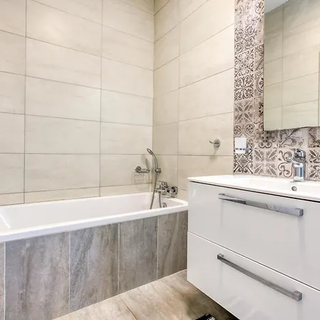 Annitchka Mansions - Penthouse In Malta Апартаменты Биркиркара