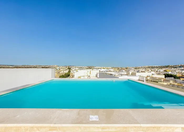 Διαμέρισμα Annitchka Mansions - Penthouse In Malta Μπιρκιρκάρα