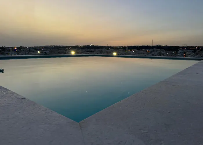 Annitchka Mansions - Penthouse In Malta Διαμέρισμα Μπιρκιρκάρα